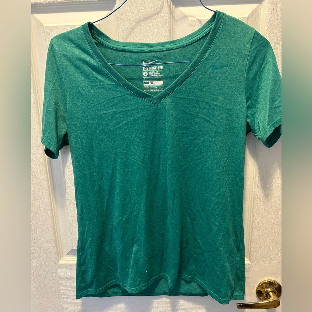 Nike dri fit athletic shirt large